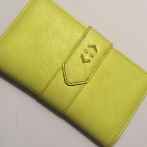 Stella & Dot Wallet
