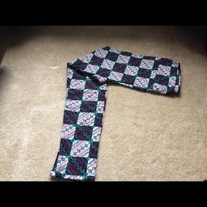 LuLaRoe OS Leggings
