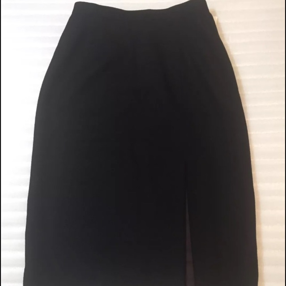 Women's 100% Wool Black Skirt Size 10