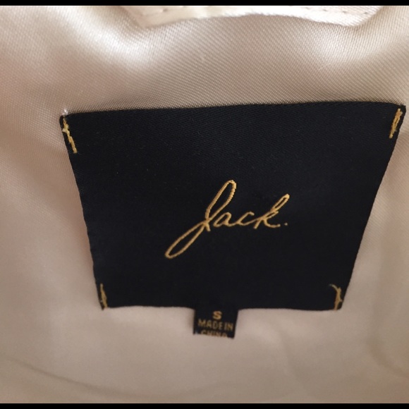 Faux Fur Vest - Picture 2 of 4