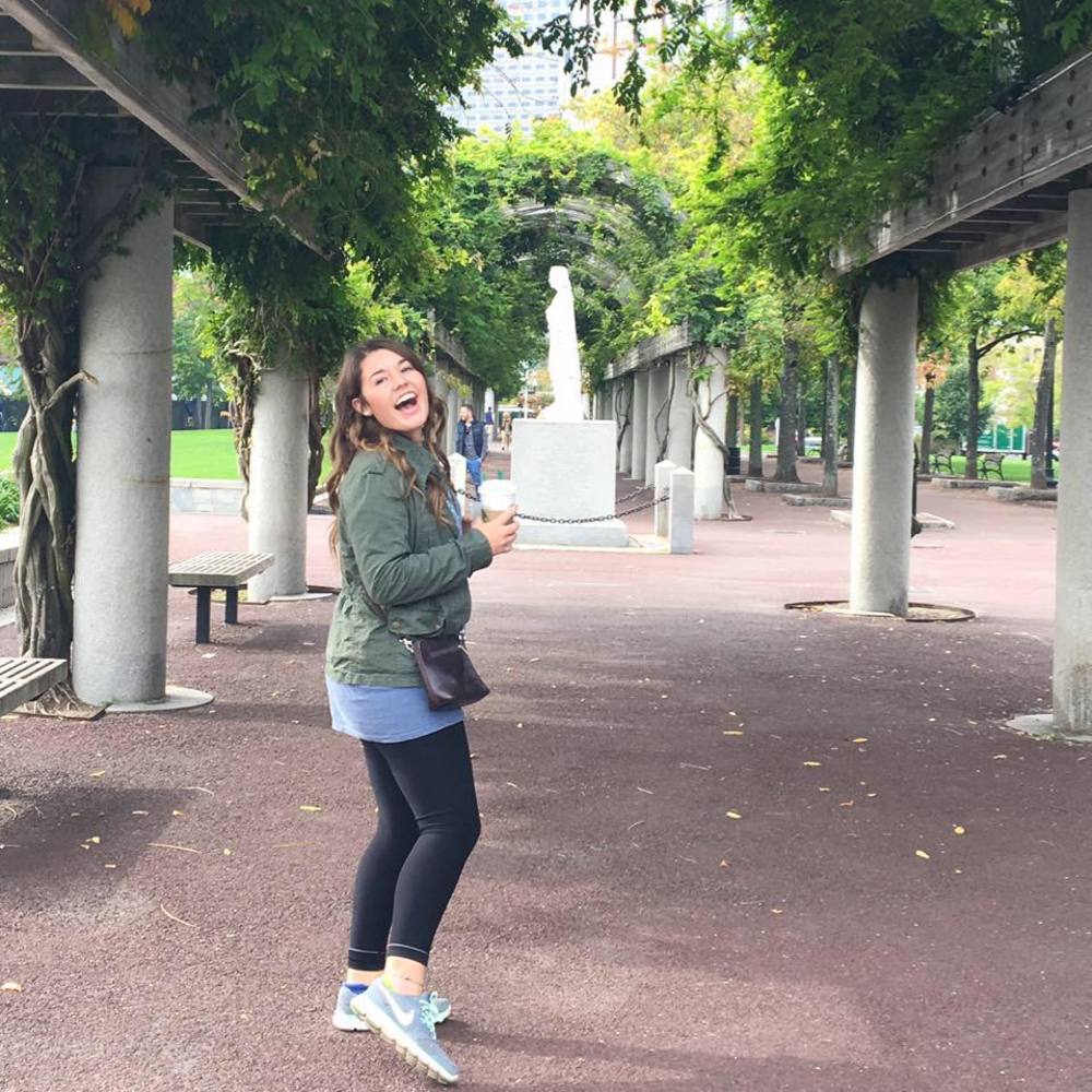 Meet your Posher, Leah