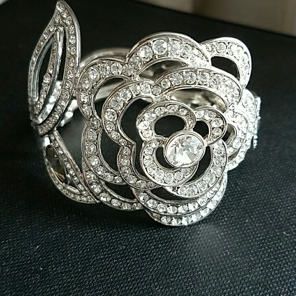 Rose bracelet