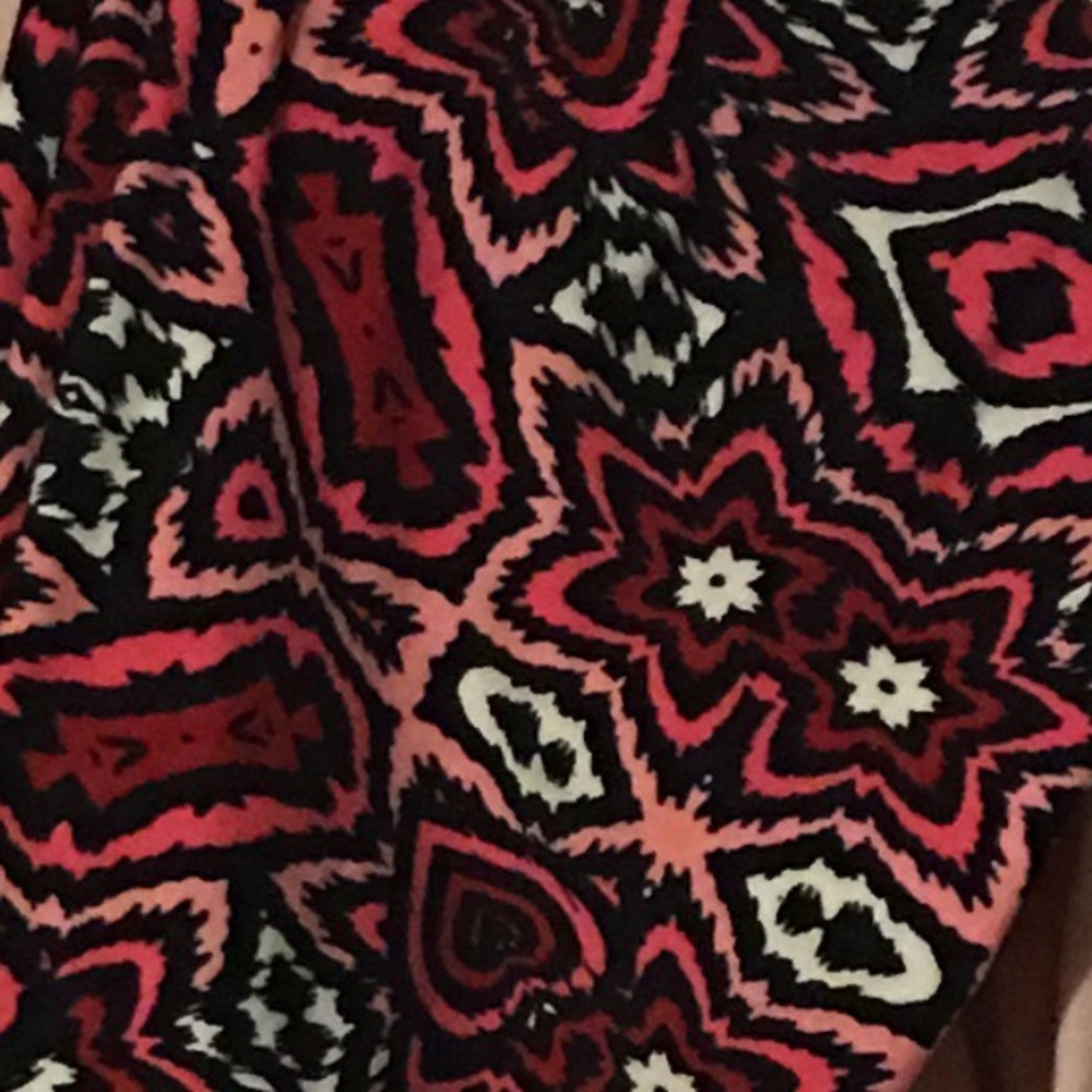 TC Valentine's Day leggings!!