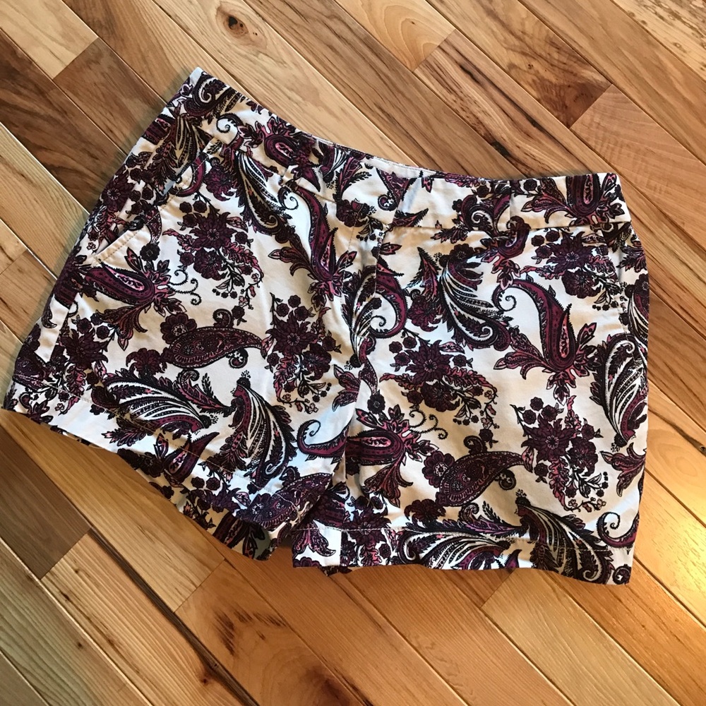 EUC Loft Size 4 Shorts