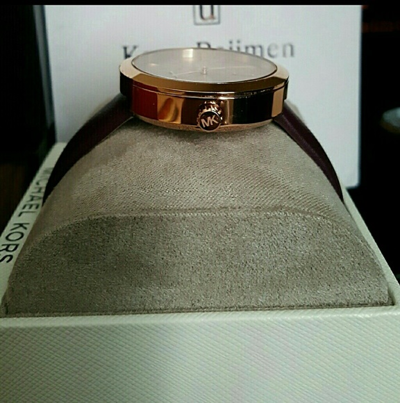 Sale, NWT Michael Kors rose plum watch main image 5