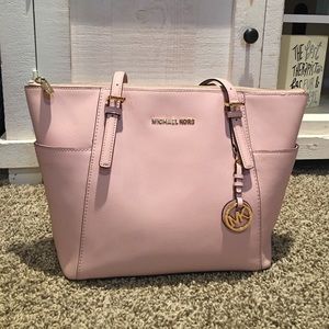Michael Kors jet set tote