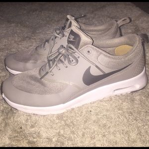 Nike Thea Dark Storm