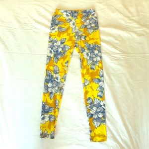 SALE!!!!!!!  Flower LuLaRoe Leggings
