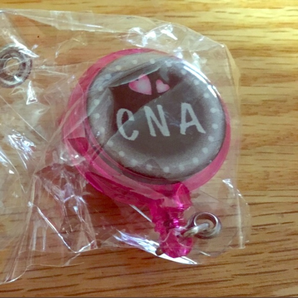 CNA retractable id badge