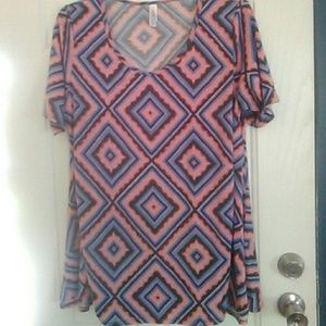 LuLaRoe Perfect Tee