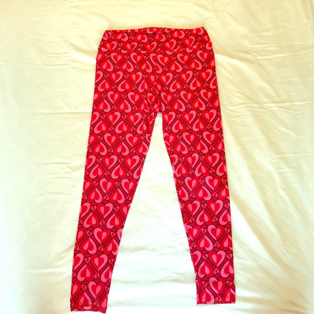 SALE !!!! LuLaRoe Heart Leggings
