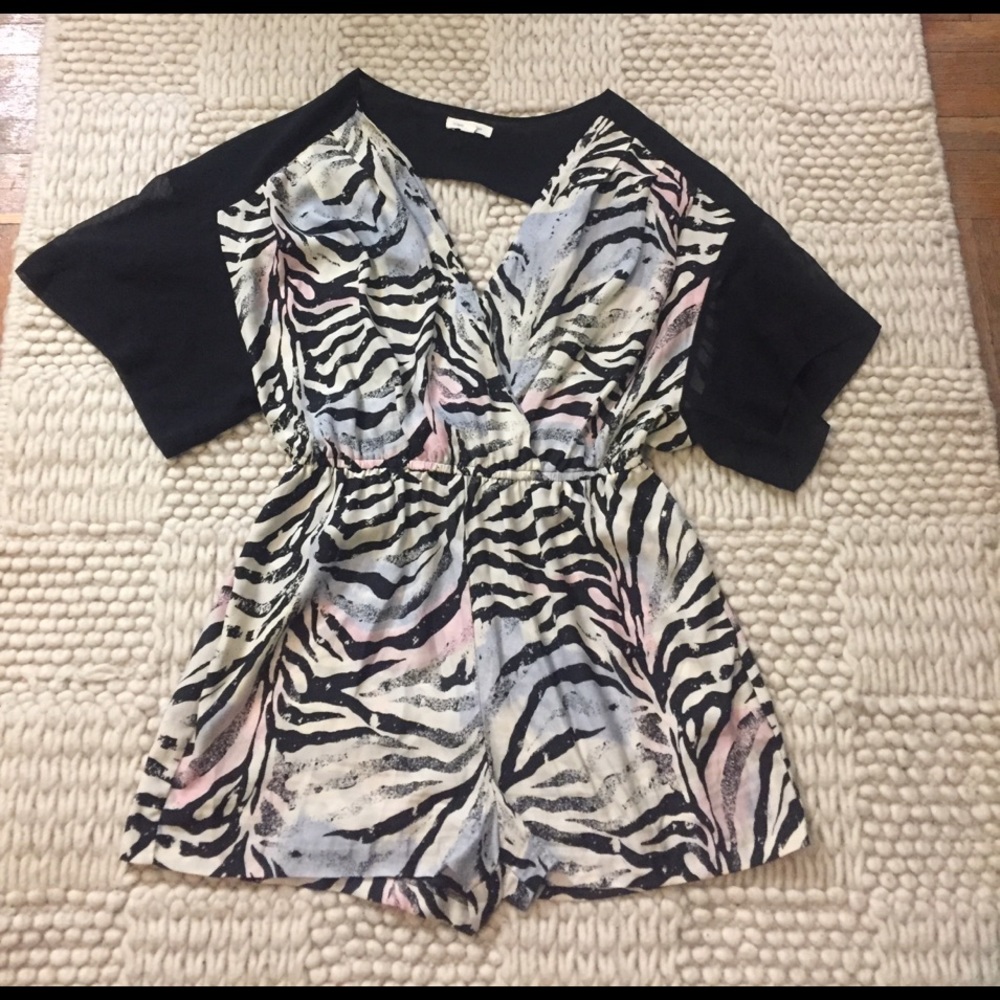 Silence and Noise romper