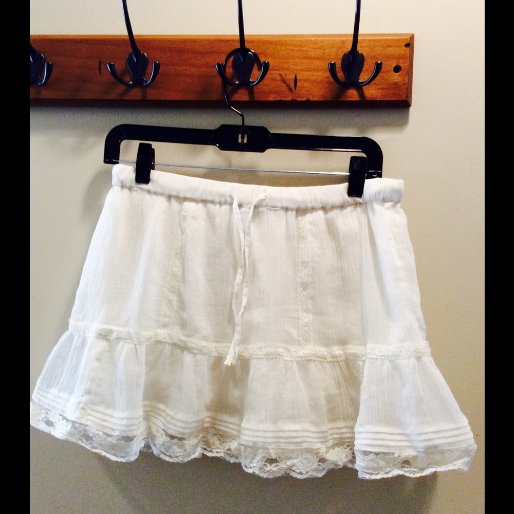 Cream Ivory Lace Mini Skirt
