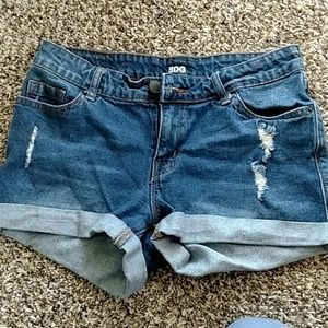 Size 28 BDG jean midrise shorts