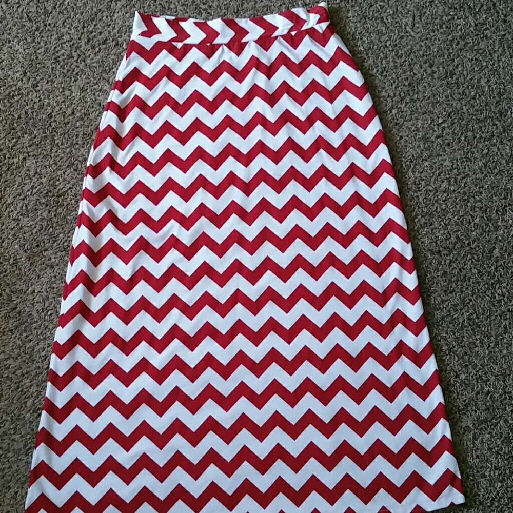 Chevron maxi skirt