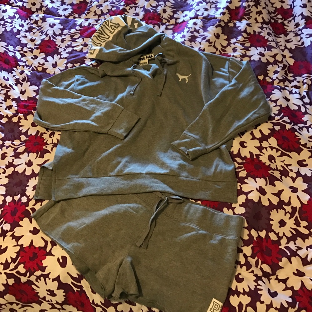 PINK Raw Edge short & Hoodie