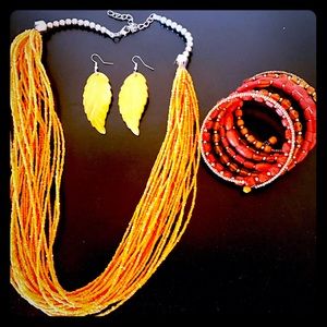 Set: (necklace, bracelet, earrings)