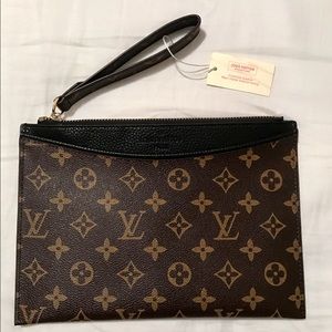 Louis Vuitton Pochette Pallas