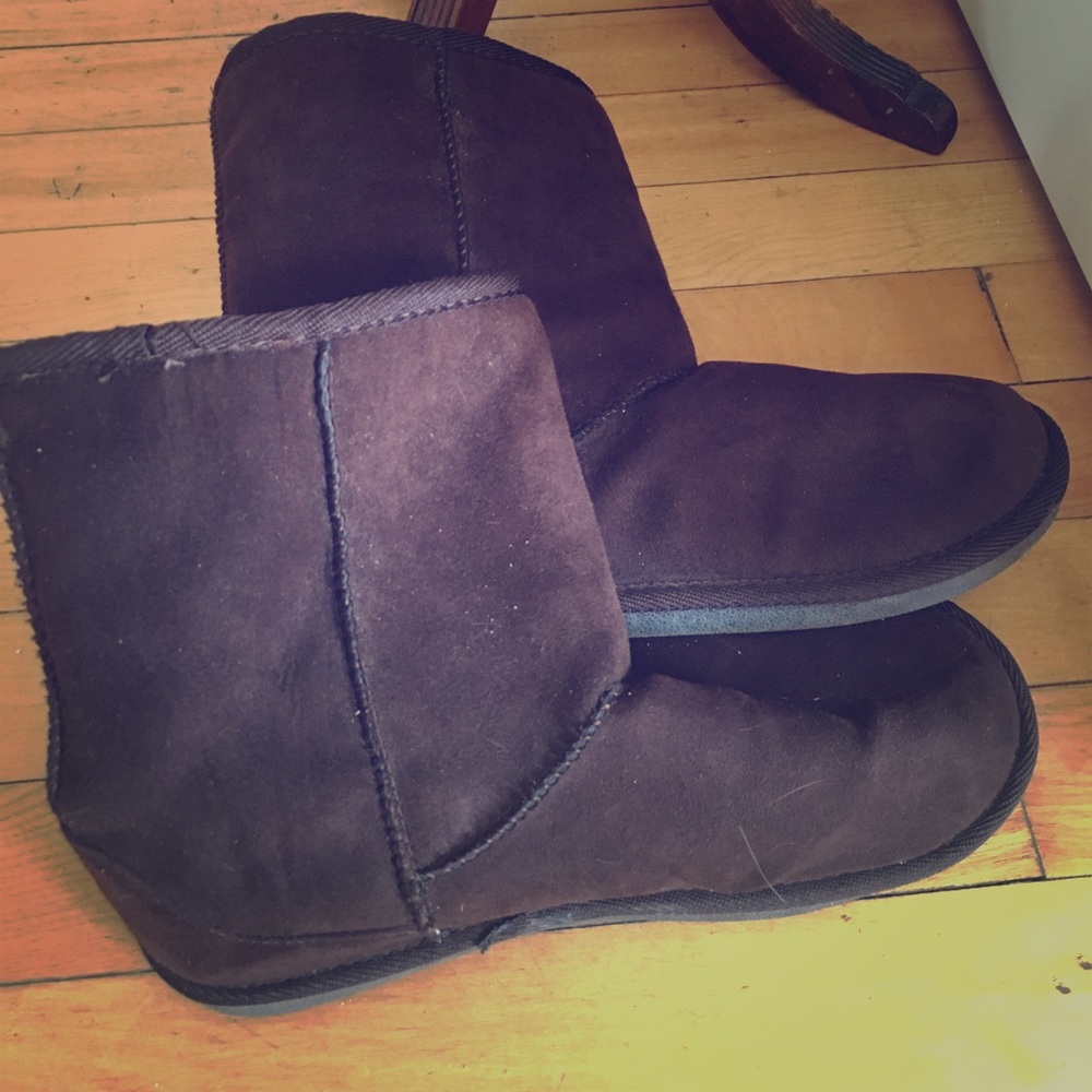 Brown boots