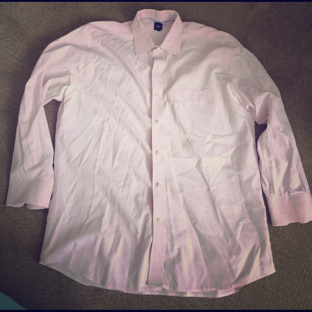 GAP button down