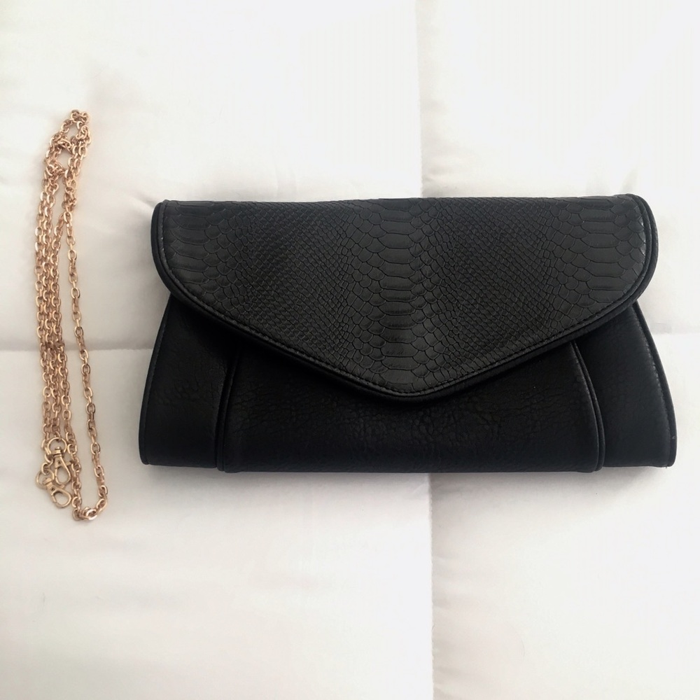 Urban Expressions clutch/crossbody