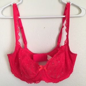 Victoria's Secret Dream Angels UnlinedDemi Bra Red