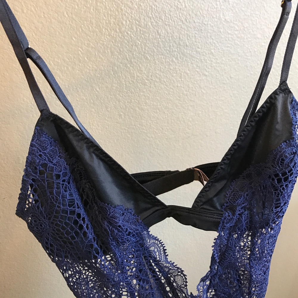 VS Lace Teddy