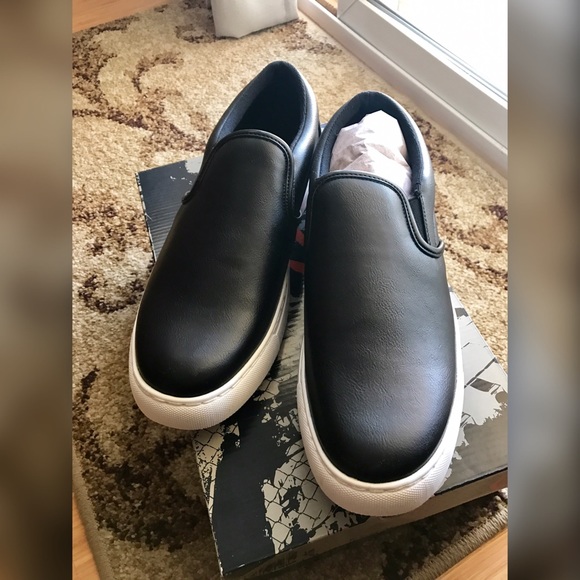 GBX Other - GBX Serge Slip On Sneaker Men's Sz 11 M NIB