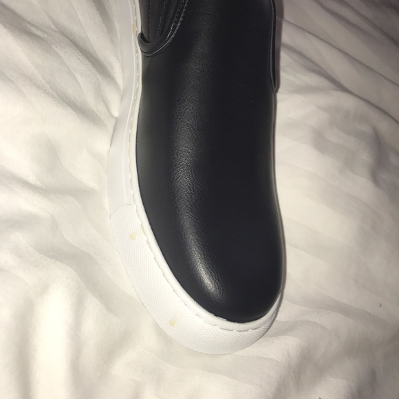 GBX Serge Slip On Sneaker Men's Sz 11 M NIB - Picture 7 of 7