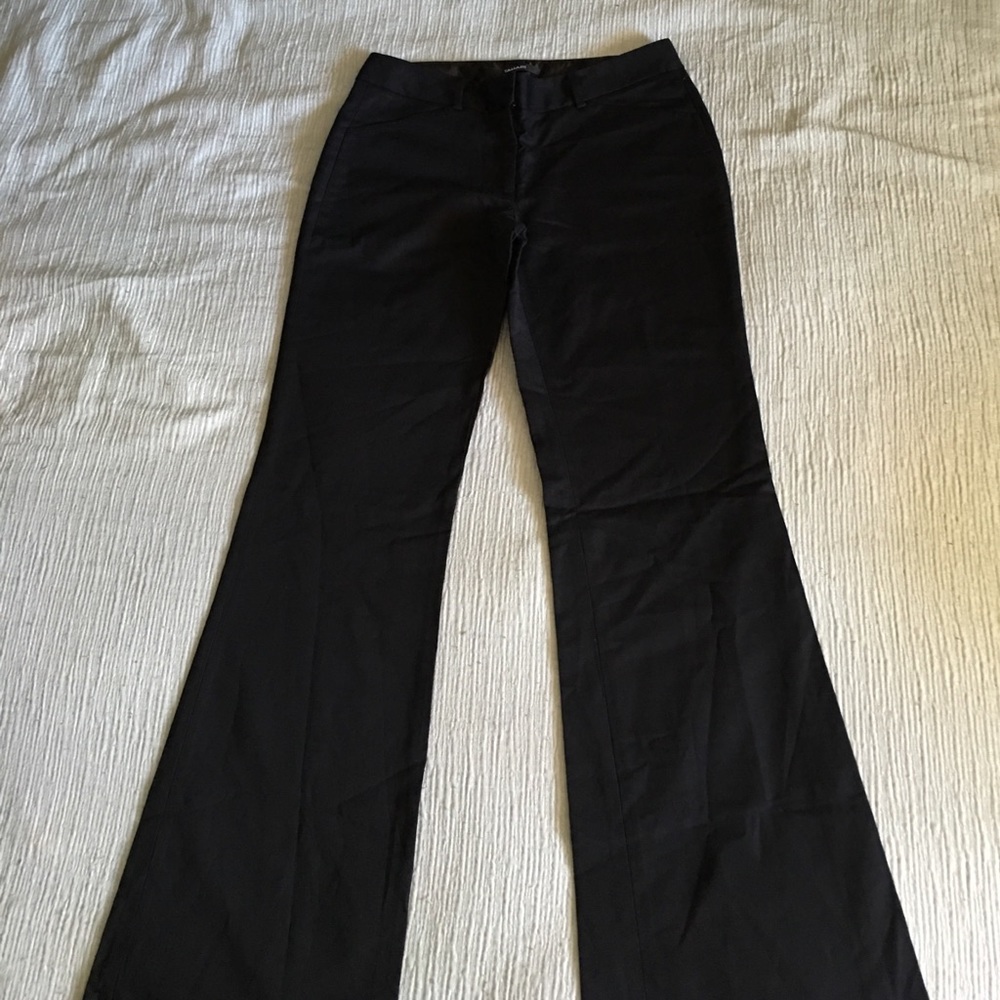 Tahari slacks
