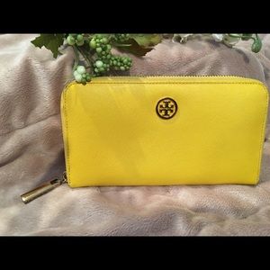 Tory Burch Robinson continental wallet