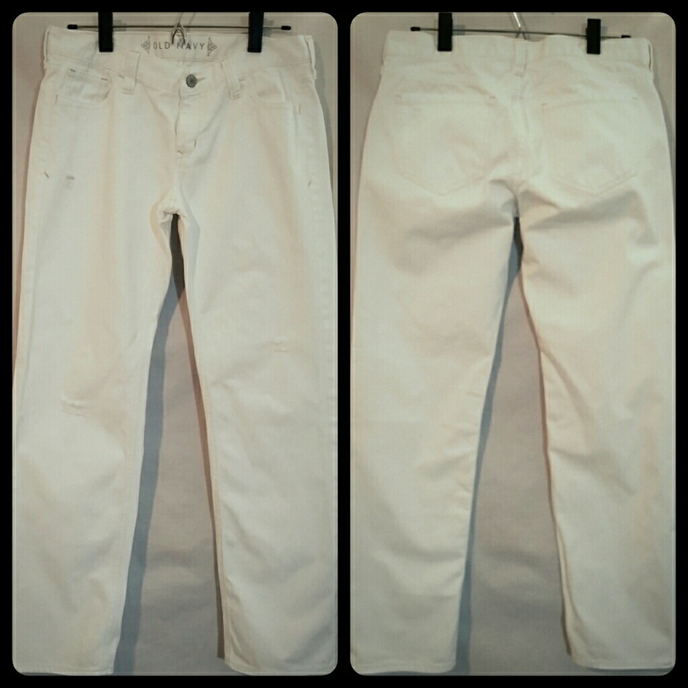 Old Navy White Distressed Boyfriend Jeans
