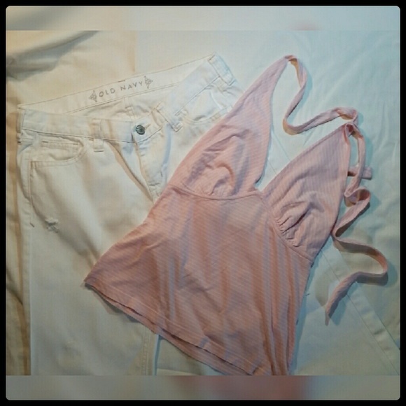 Old Navy White Distressed Boyfriend Jeans - Picture 5 of 5