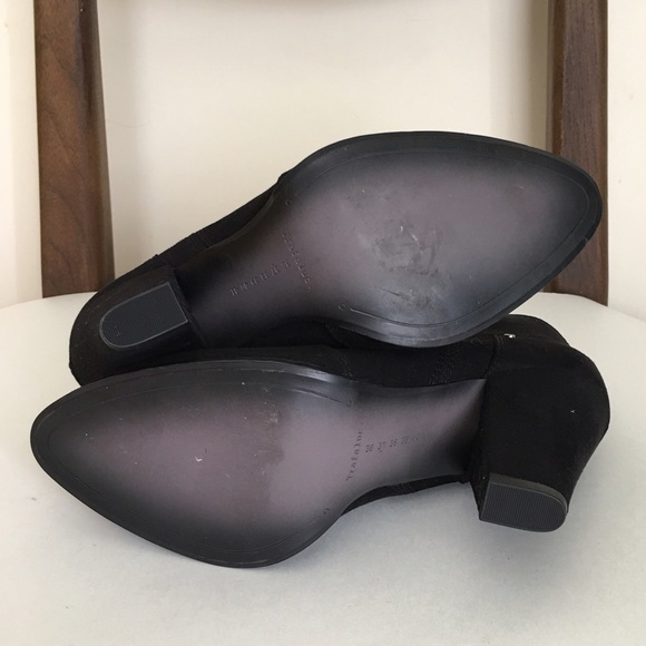 Zara black ankle boots w/ silver grommets size 6.5 - Picture 3 of 4