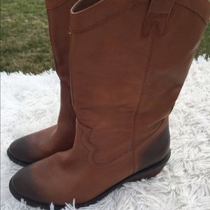 Jessica Simpson cowgirl boots