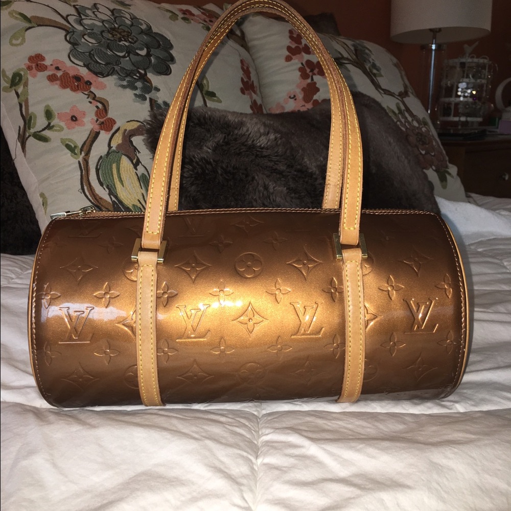 Authentic Louis Vuitton Vernis Bedford Papillon.
