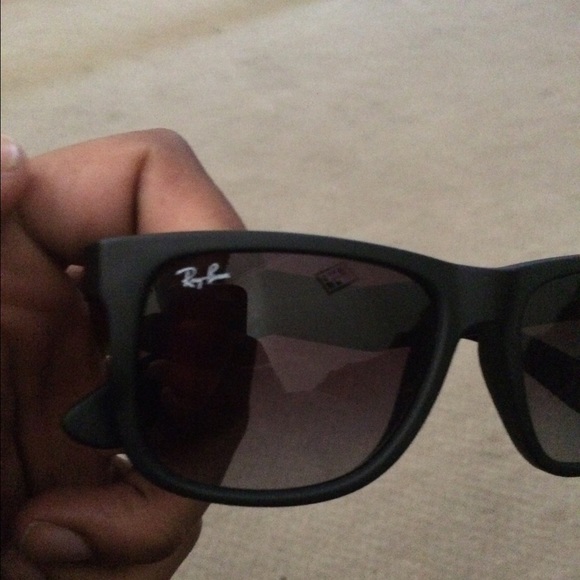 Ray.ban