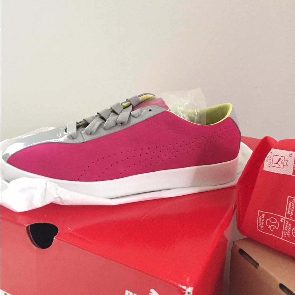 Brand New !!! 👟👟👟👟 MUST GO !