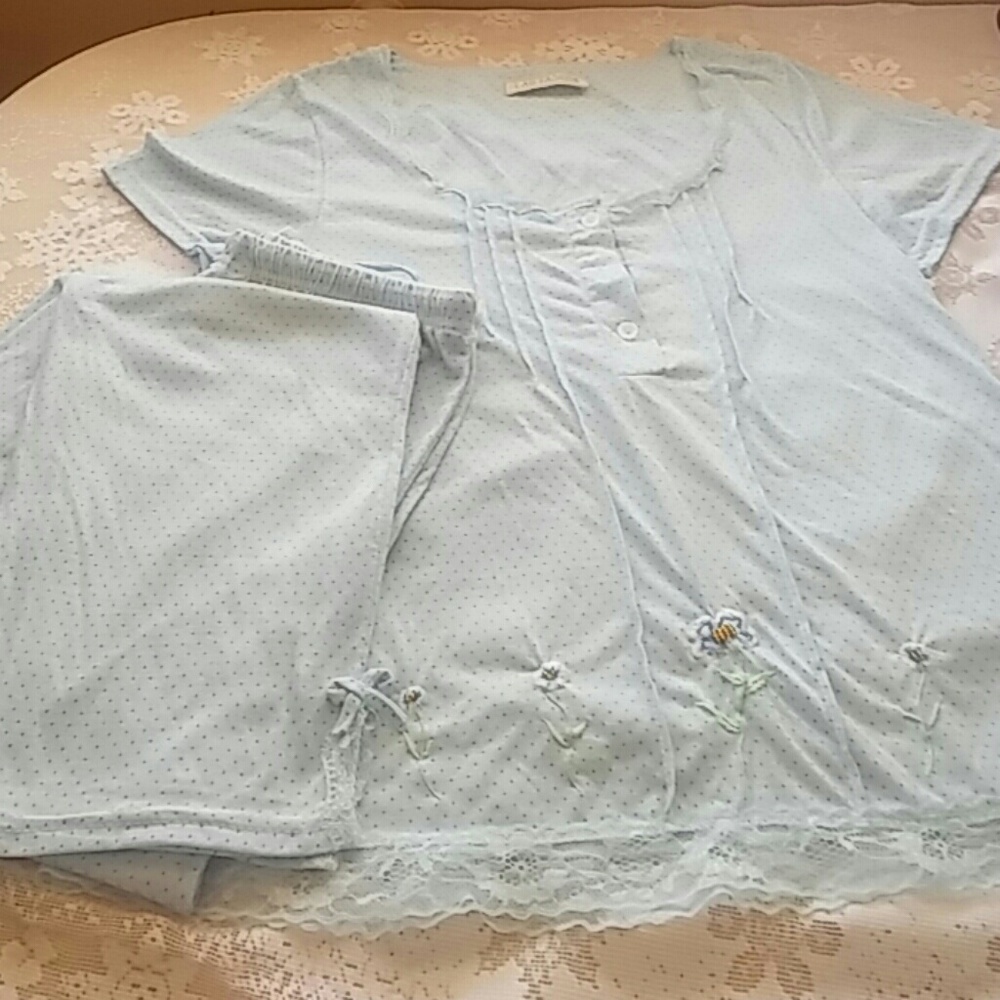 Latin Fashion nighty top and bottom