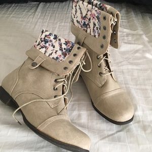 BRAND NEW BOOTIES - Size 8 BRAND NEW BOOTIES - Size 8