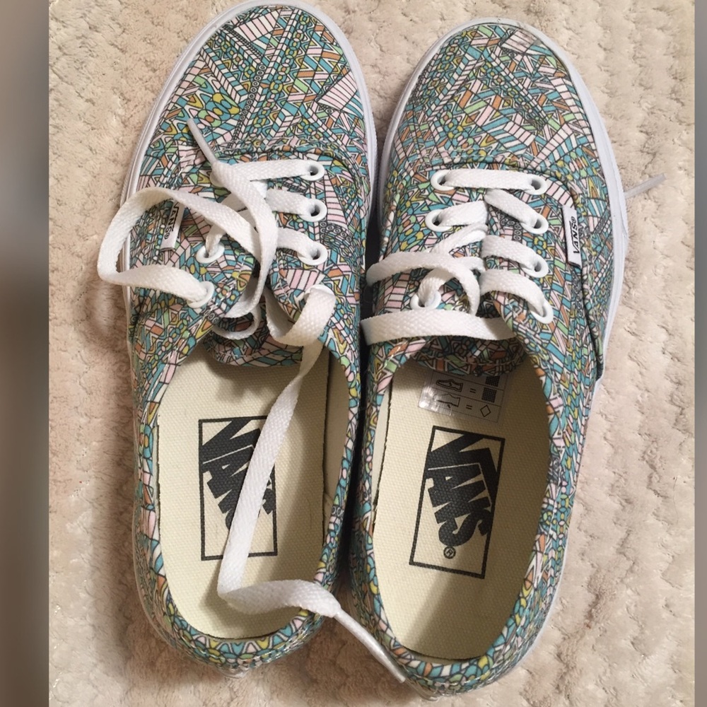 Vans Off the Wall canvas sneakers