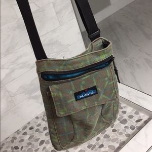 Kavu patterned purse