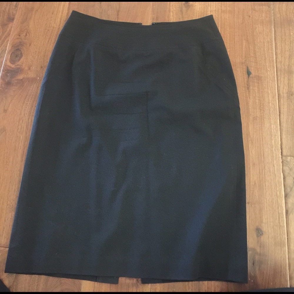 Ann Taylor black pencil skirt