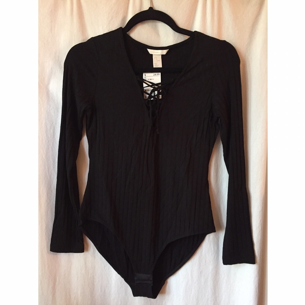 H&M Ribbed Lace-up Bodysuit