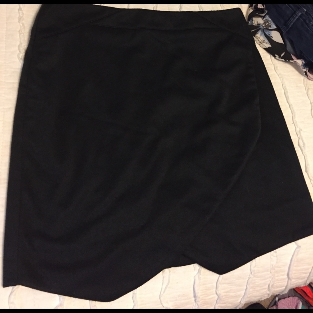 Black Loveriche skirt