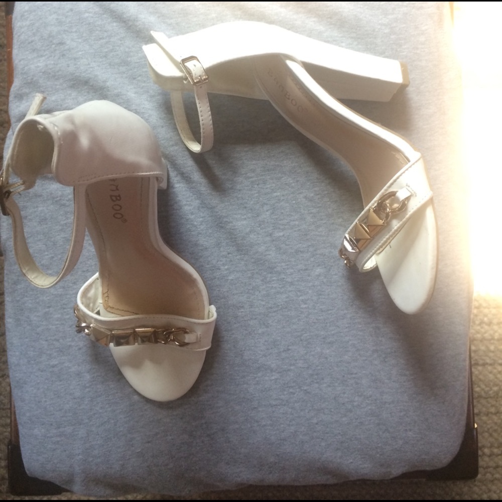 SOLD Bamboo high heel sandals style white SOLD