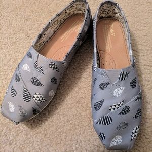 Toms Size 7 NEW