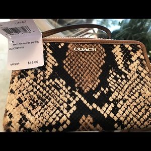Coach Wallet/Wristlet....NEW with TAGS