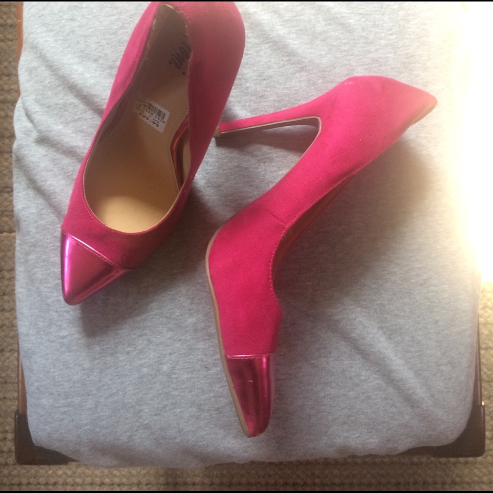 Pink high heels SOLD