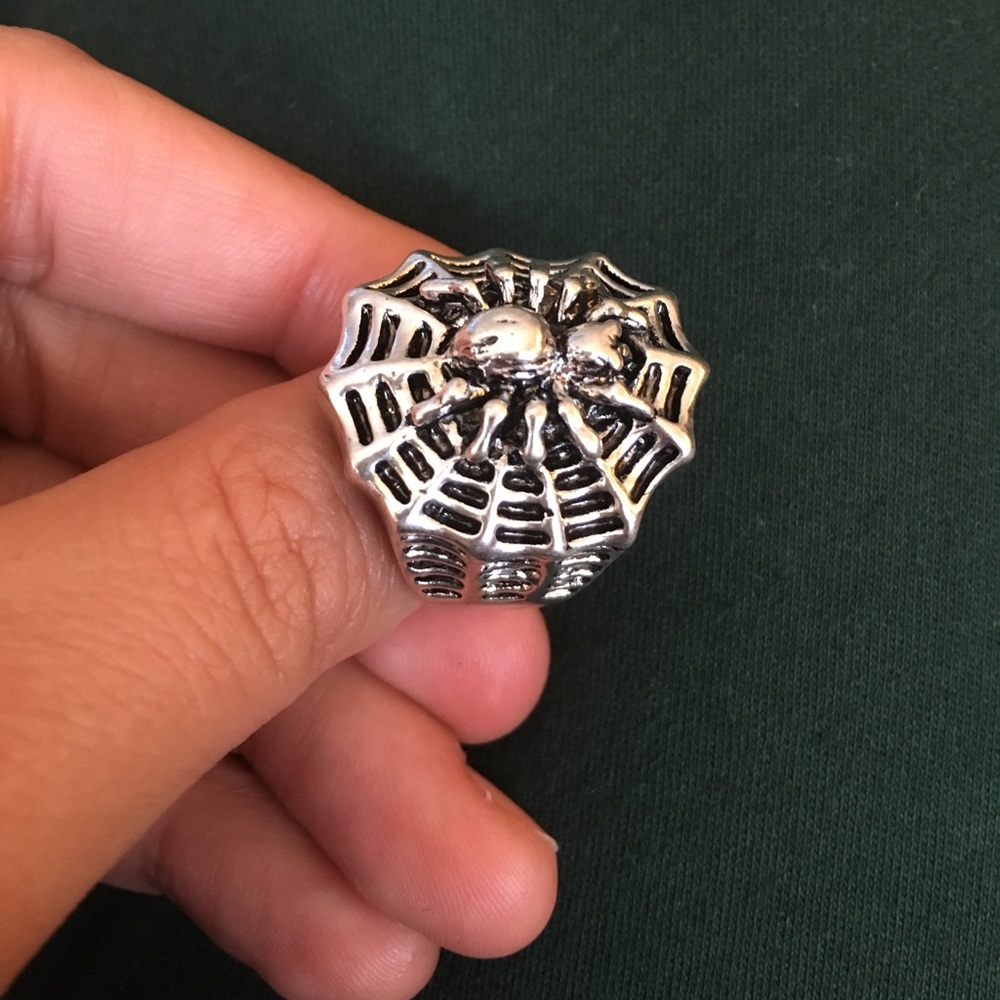 Biker Vogue Design Spider Vintage Men women Ring